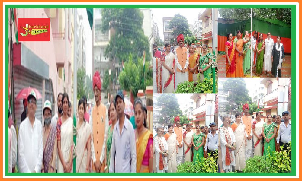 Parliament Sanjay Seth hoisted the tricolor at his residence